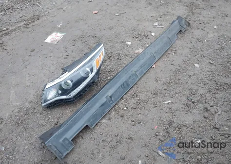 2016 Kia Optima Ex z USA, uszkodzony, nr VIN 5XXGU4L37GG111332